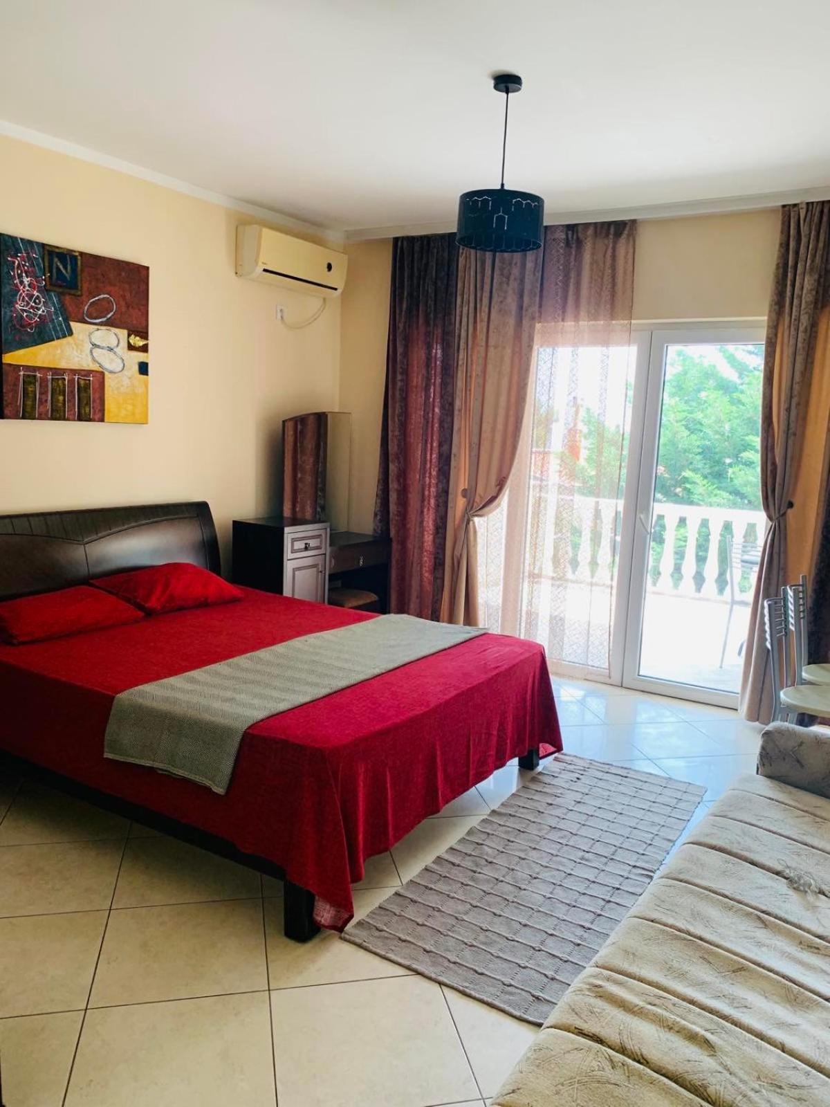 Imperia Apartment บาร์ ภายนอก รูปภาพ