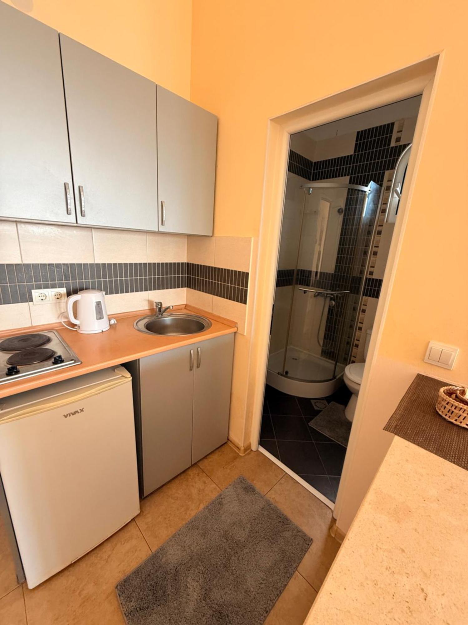 Imperia Apartment บาร์ ภายนอก รูปภาพ
